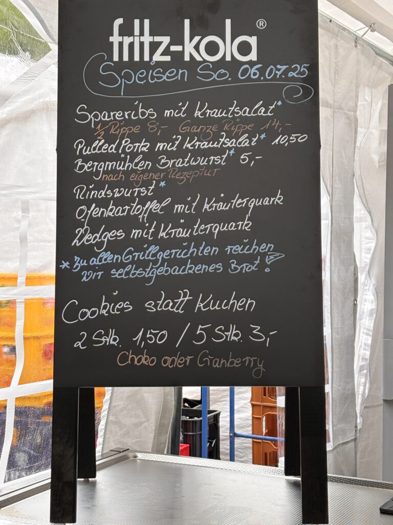 Passend zum Country Rock Sunday gibt es auch im Biergarten heute Spareribs und Pulled Pork